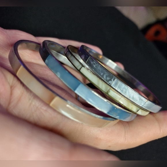 Set of Abolone Bangles - Picture 1 of 7